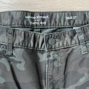 Banana Republic Camouflage Travel Jeans